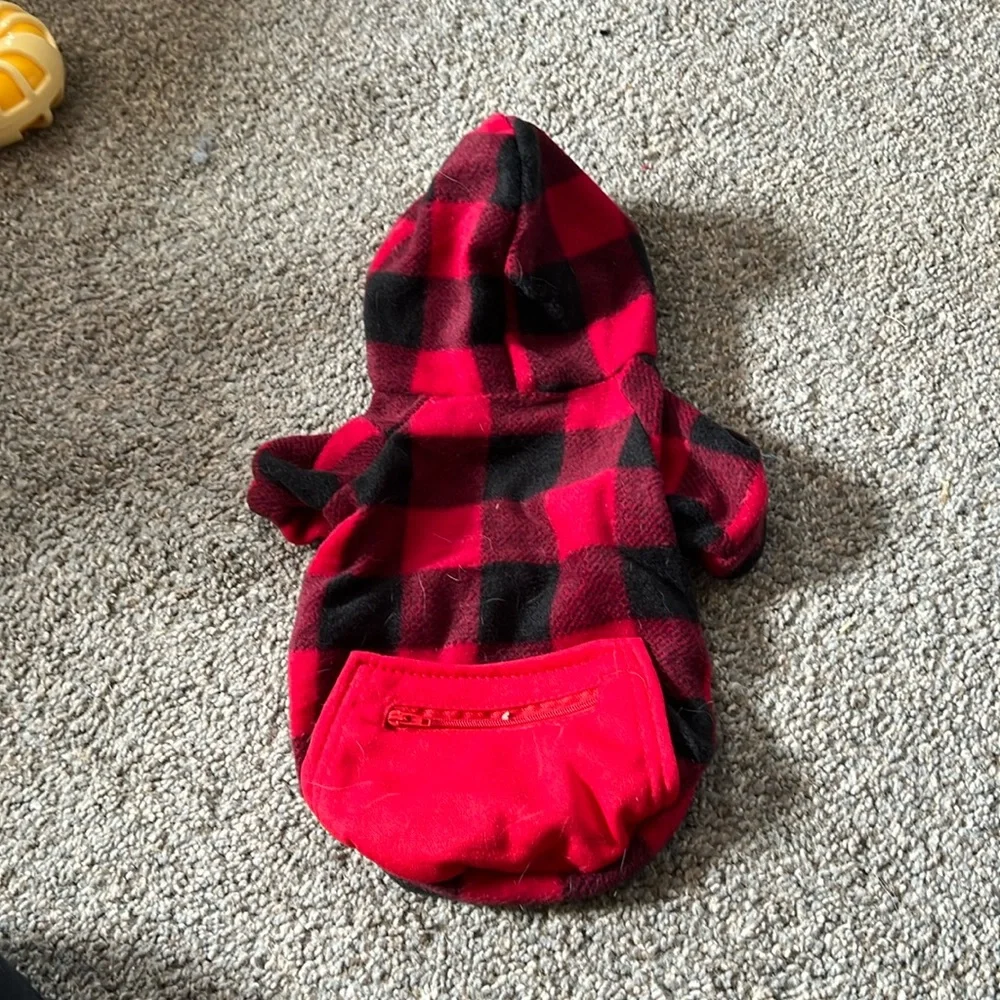 Buffalo plaid hoodie with zipper pouch